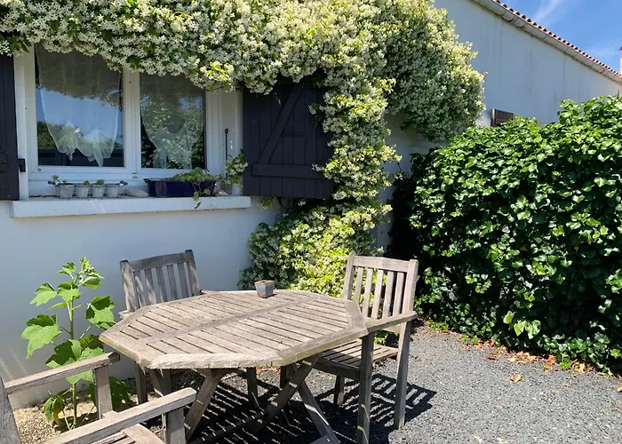 Villa Et Dépendance Piscine Privée *